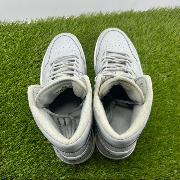 Size 10.5 Jordan 1 Sneakers Men's Retro Mid Wolf Grey Cool Grey Shoes Rare - Picture 10 of 12